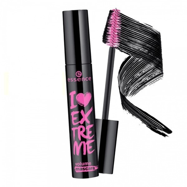ریمل اسنس مشکی Lash Princess یکی از محبوبترین ریملهای اسنس برای داشتن مژههایی بلند، خوشحالت و چشمگیر است. برس دقیق این ریمل مژهها را از ریشه تا نوک پوشش میدهد و باعث میشود چشمها بازتر و آرایش طبیعیتر دیده شود.